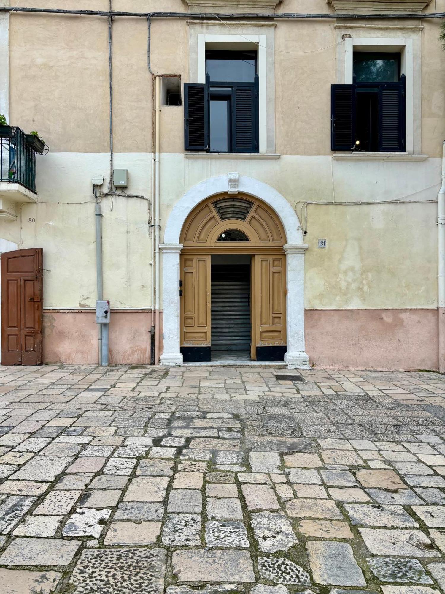 Castle Apartment Bari Exterior foto